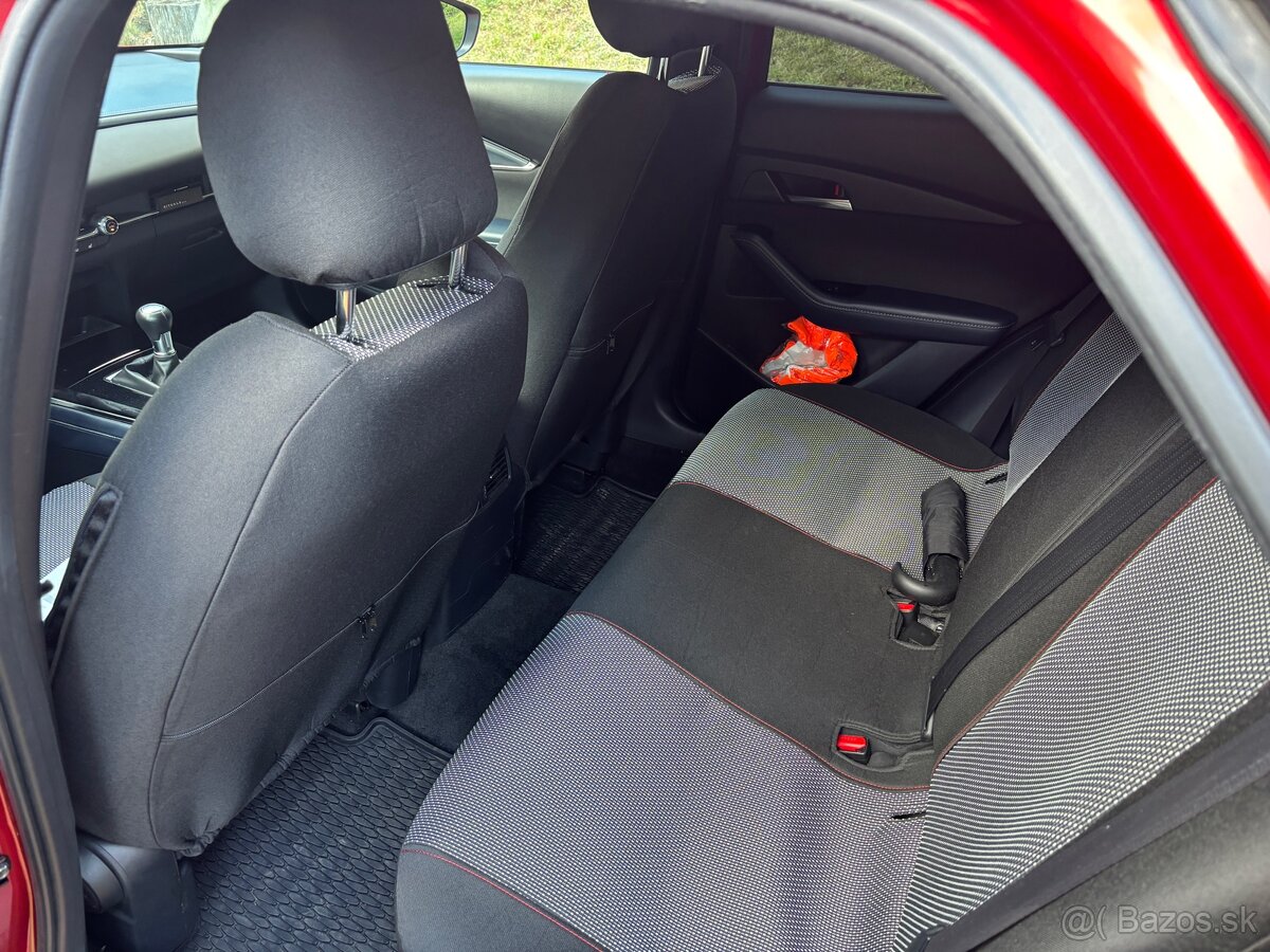 Mazda CX30 2.0 Skyactiv-G benzín výbava plus - 4
