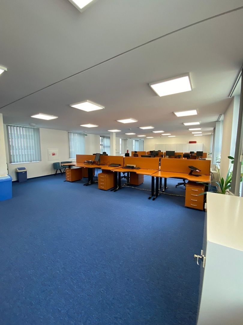 Novostavba kancelárskych priestorov na prenájom - ul. Úderní - 4