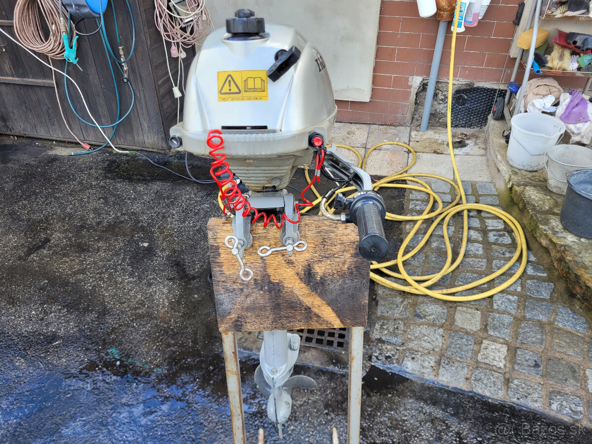 LODNI ZAVESNY MOTOR HONDA 2,3 - 4