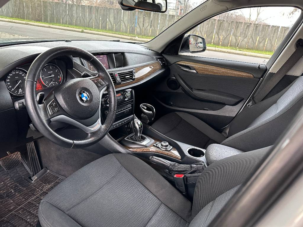 BMW X1 xDrive 20d A/T 4x4 Automat - 4