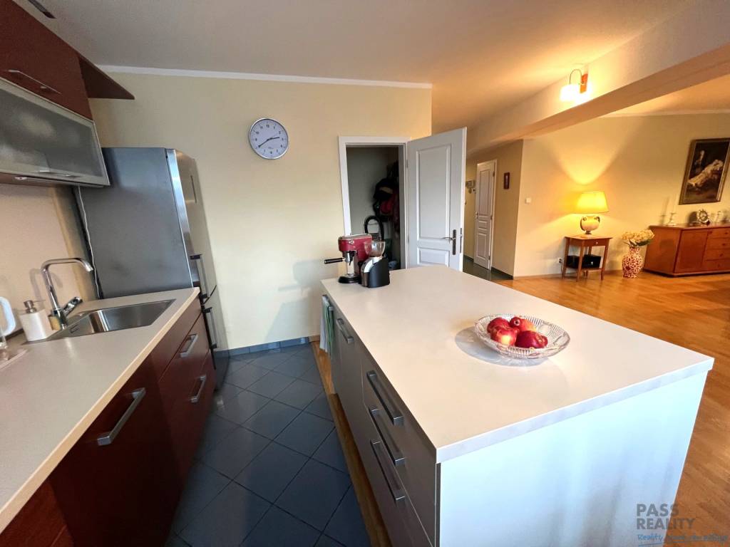 PREDAJ veľkolepý, 4 izbový byt s garážou v lone prírody, Kys - 4