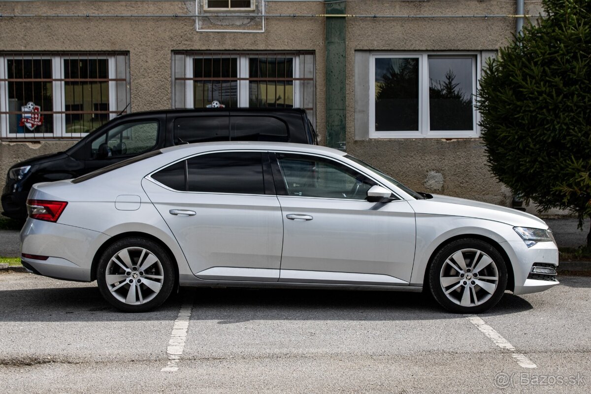 Škoda Superb 2.0 TDI SCR Style 4x4 DSG - 4