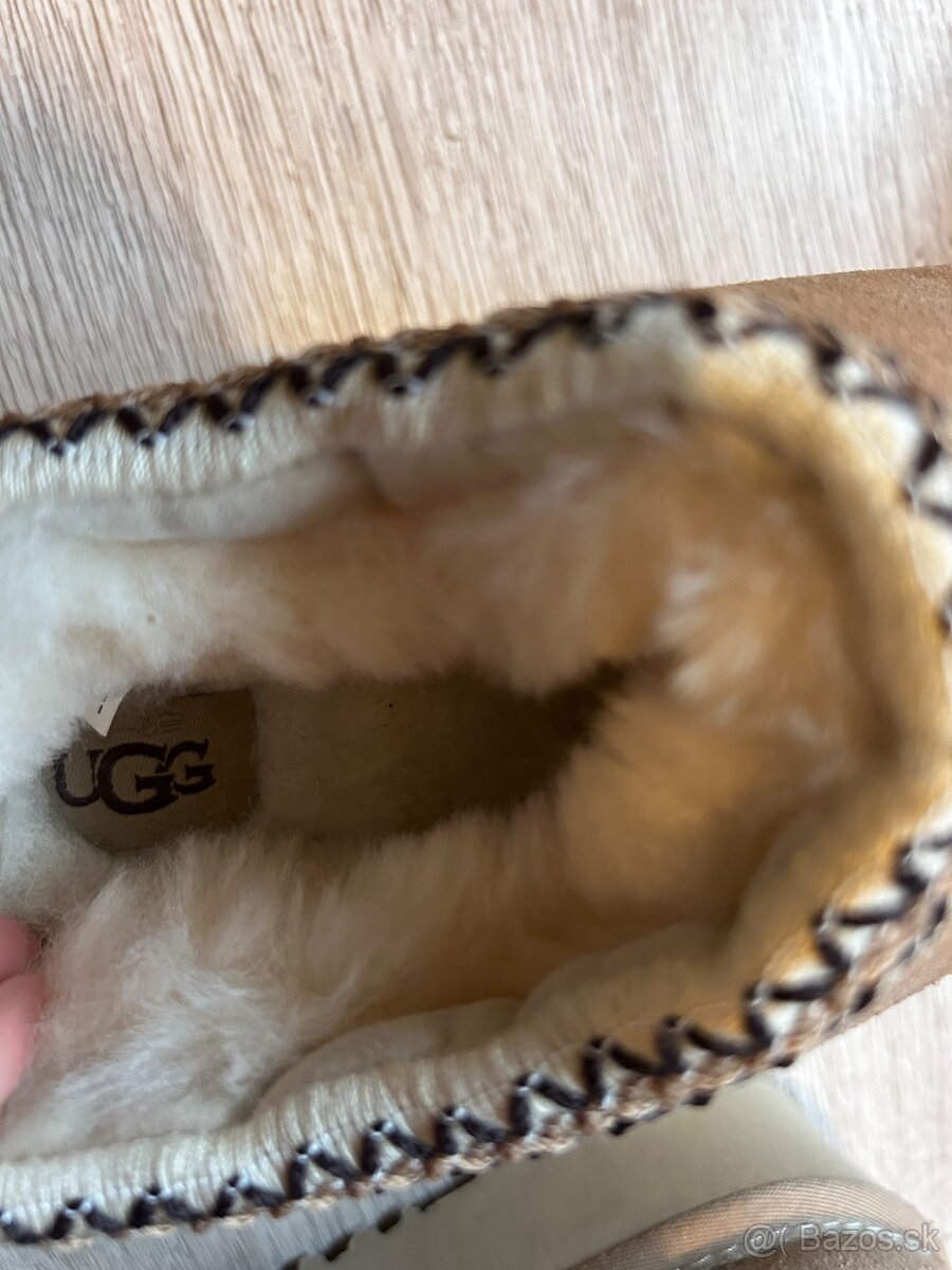 Ugg Tazz - 4