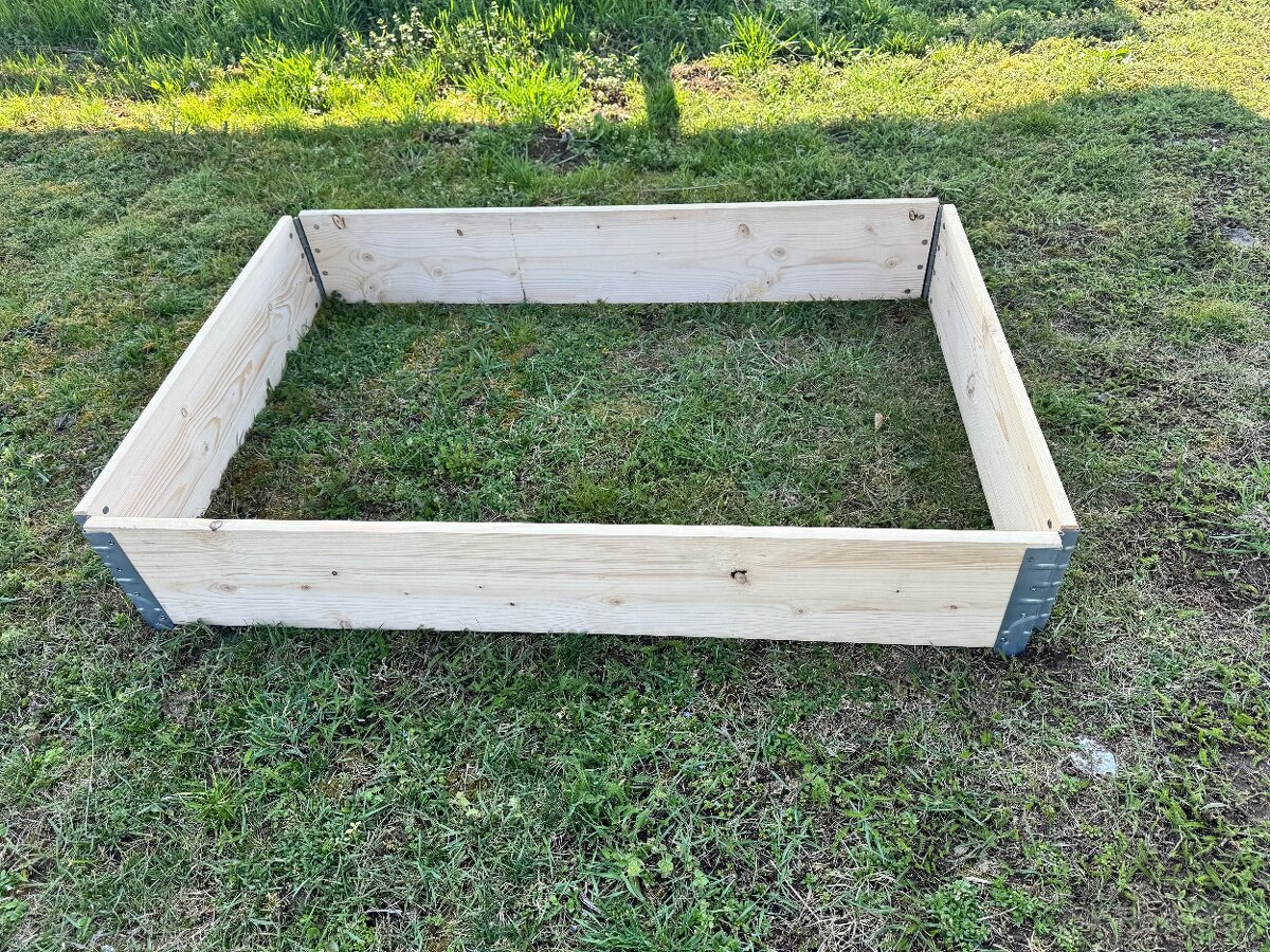 Vyvýšené záhradné zahony - 4