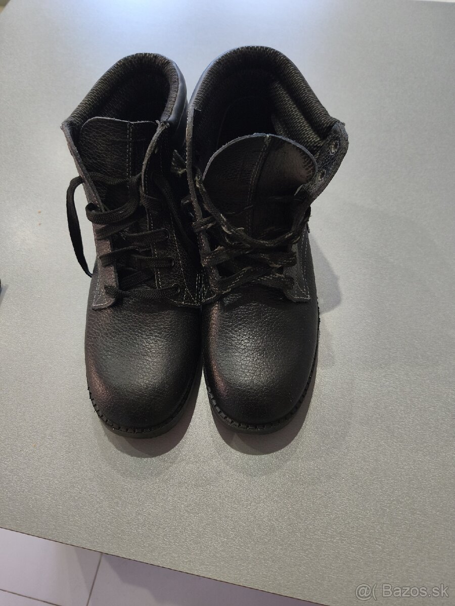 Pracovná obuv - 4