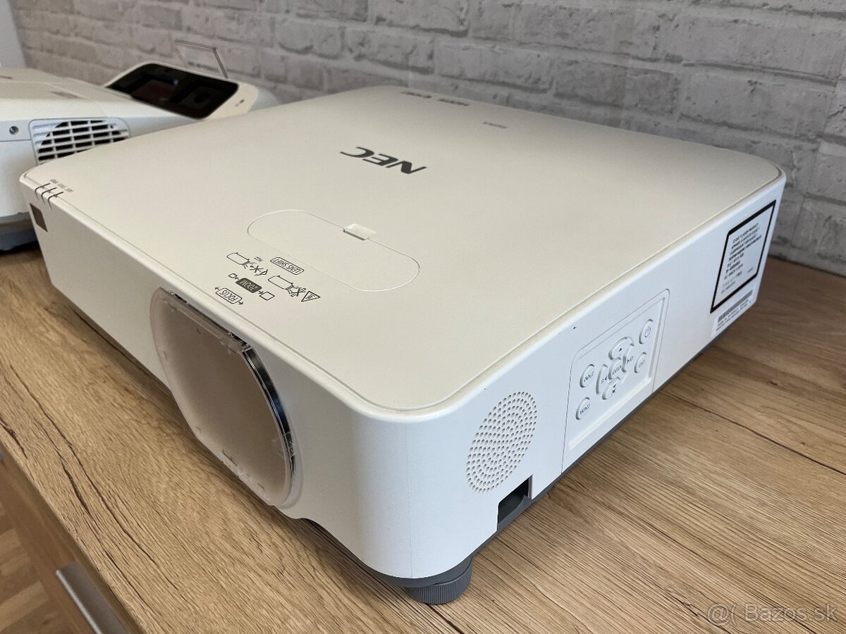 Projektor NEC NP-P525ULG - 4