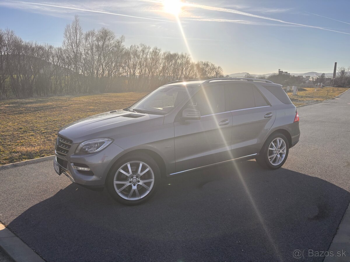 Mercedes ML350 4matic BENZIN - 4