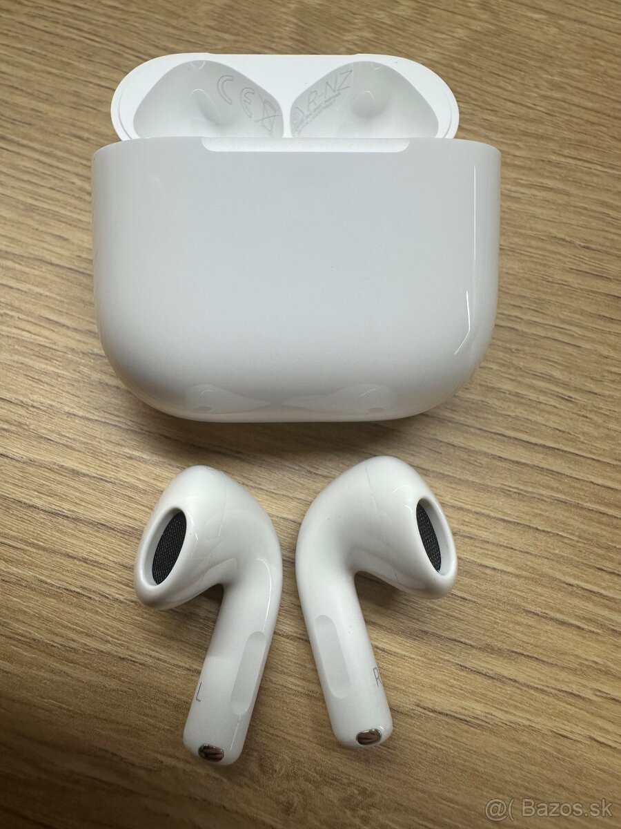 Apple AirPods 4 ANC - 4