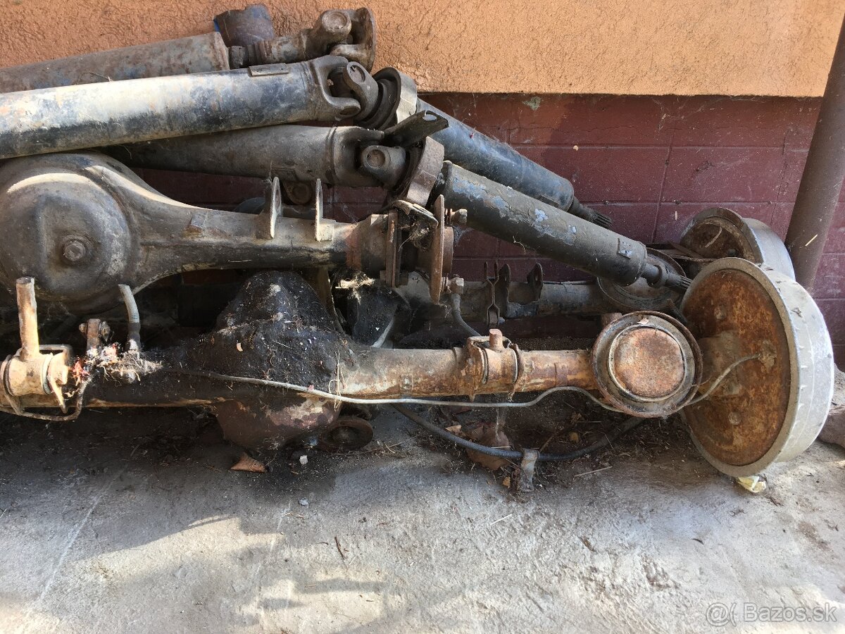 3x náprava Lada Žigula, 2 originál, 1 skracovaná - 4