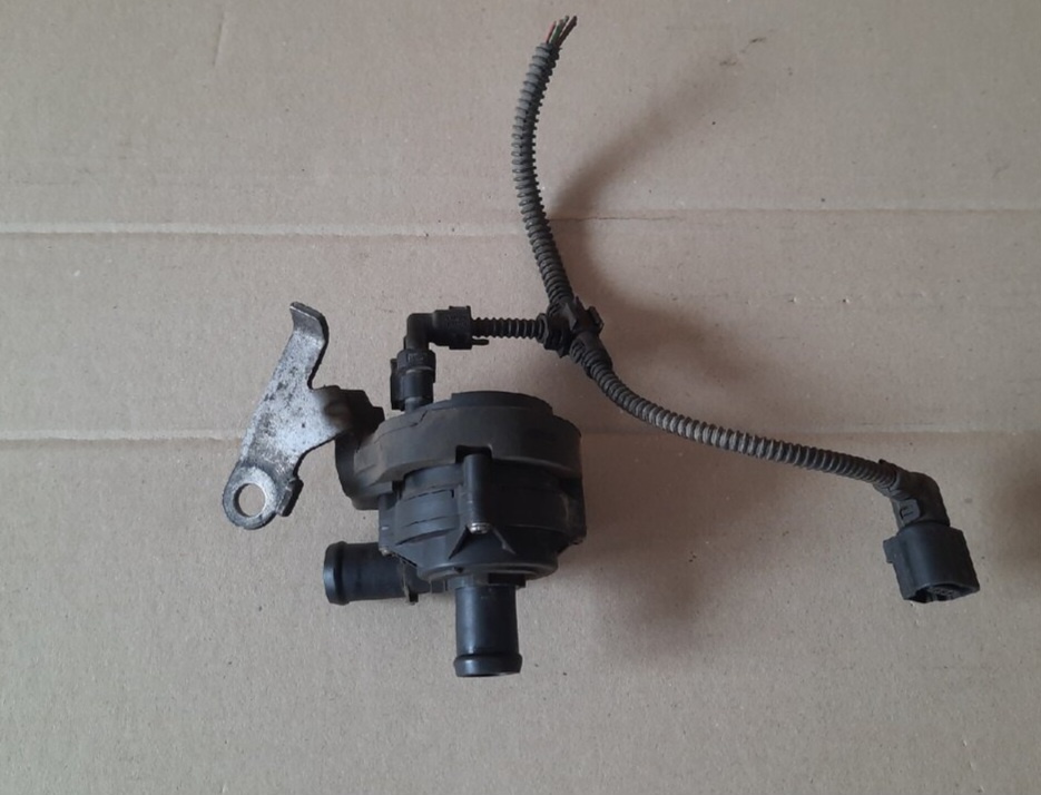 prídavné vodné čerpadlo Škoda, Volkswagen - 4