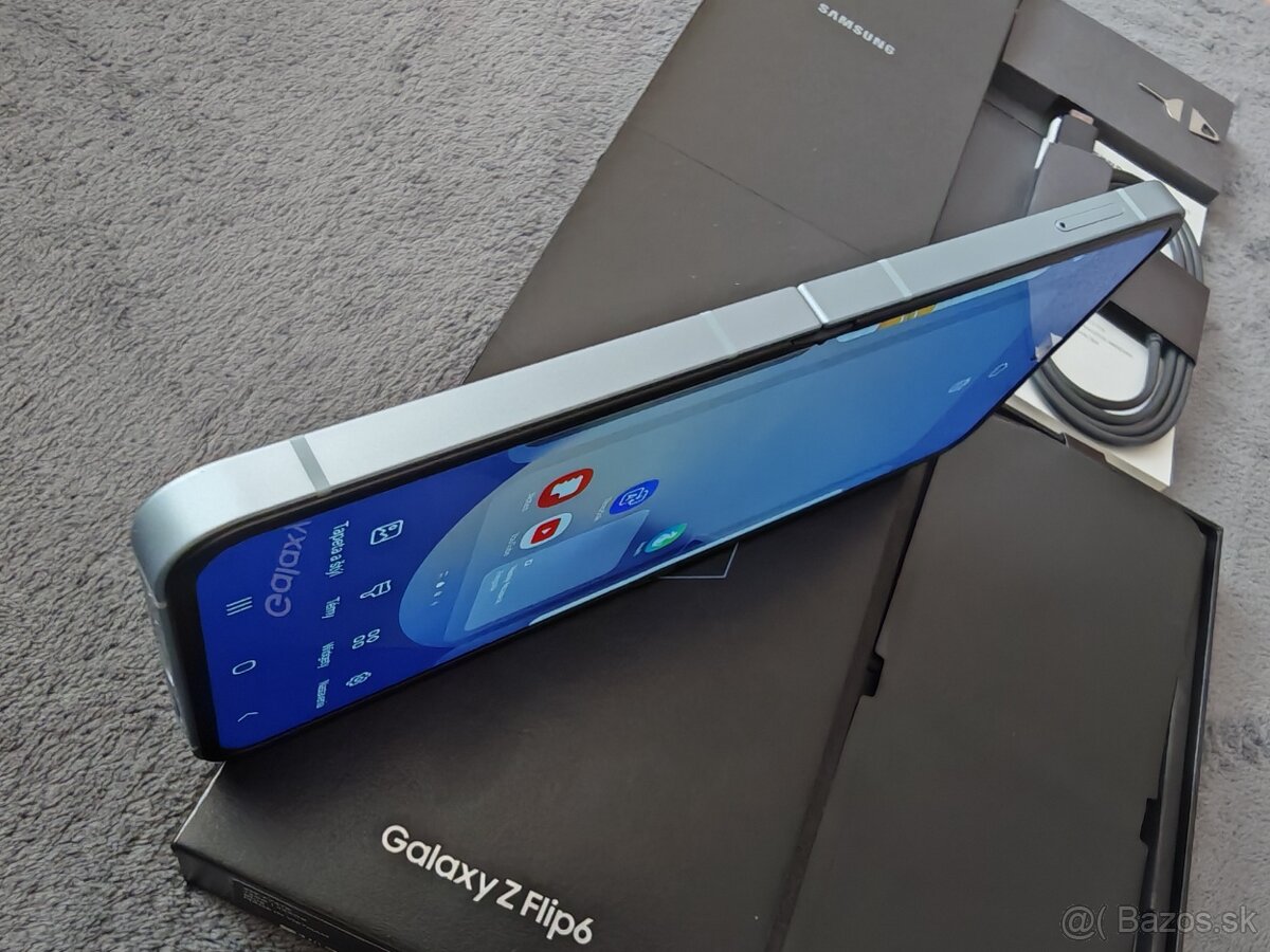 Samsung Galaxy Z Flip 6 12/256 - 4