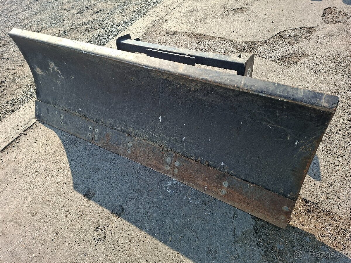 Radlica pro Locust nebo UNC zánovní - 4