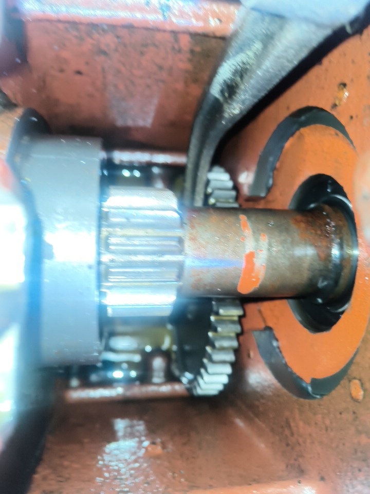 Prevodovka zetor traktor 3011 i 3511 - 4