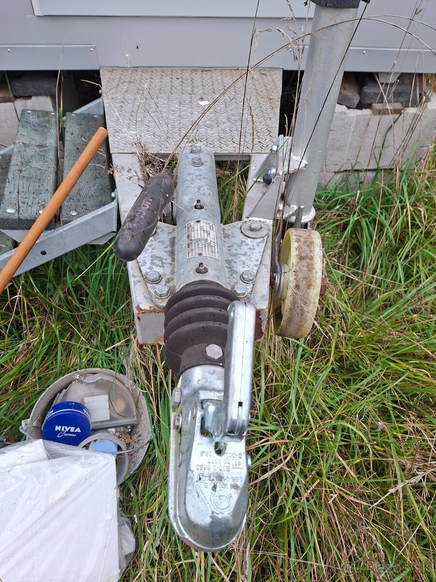 POJAZNÁ KANCELÁRIA-PRÍVES - 4