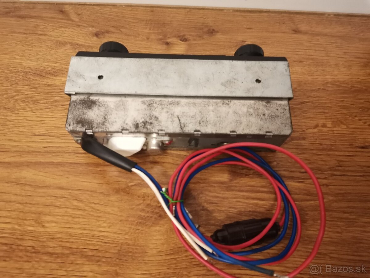 VINTAGE AUTORADIO TESLA 2105B SPIDER - 4