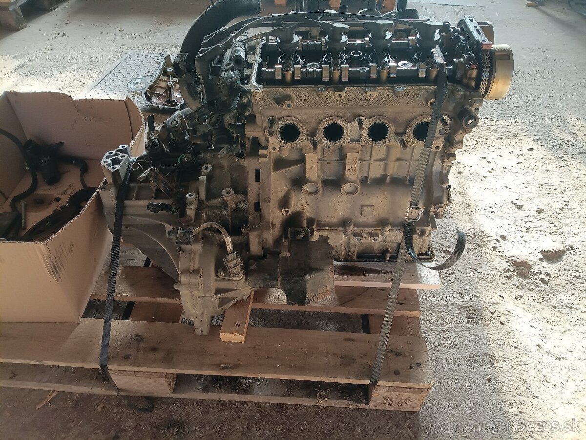 Kia Rio 1.2 CVVT - motor - 4