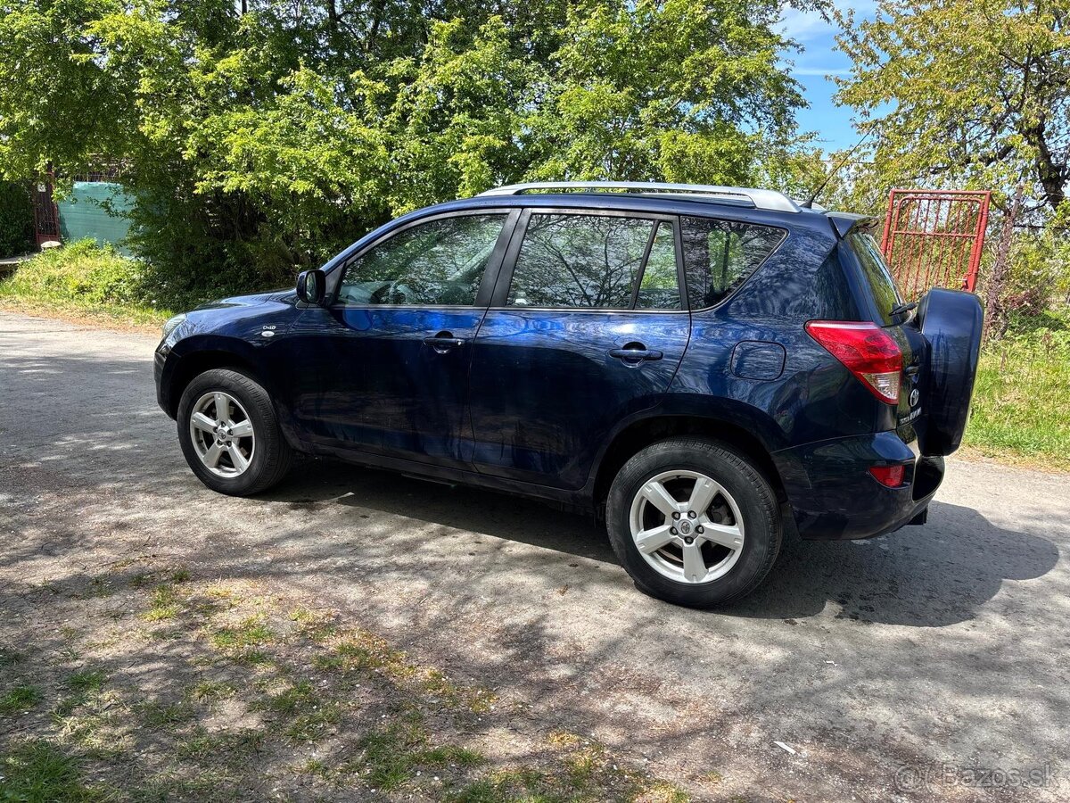 Toyota RAV4 2.2 D-4D - 4