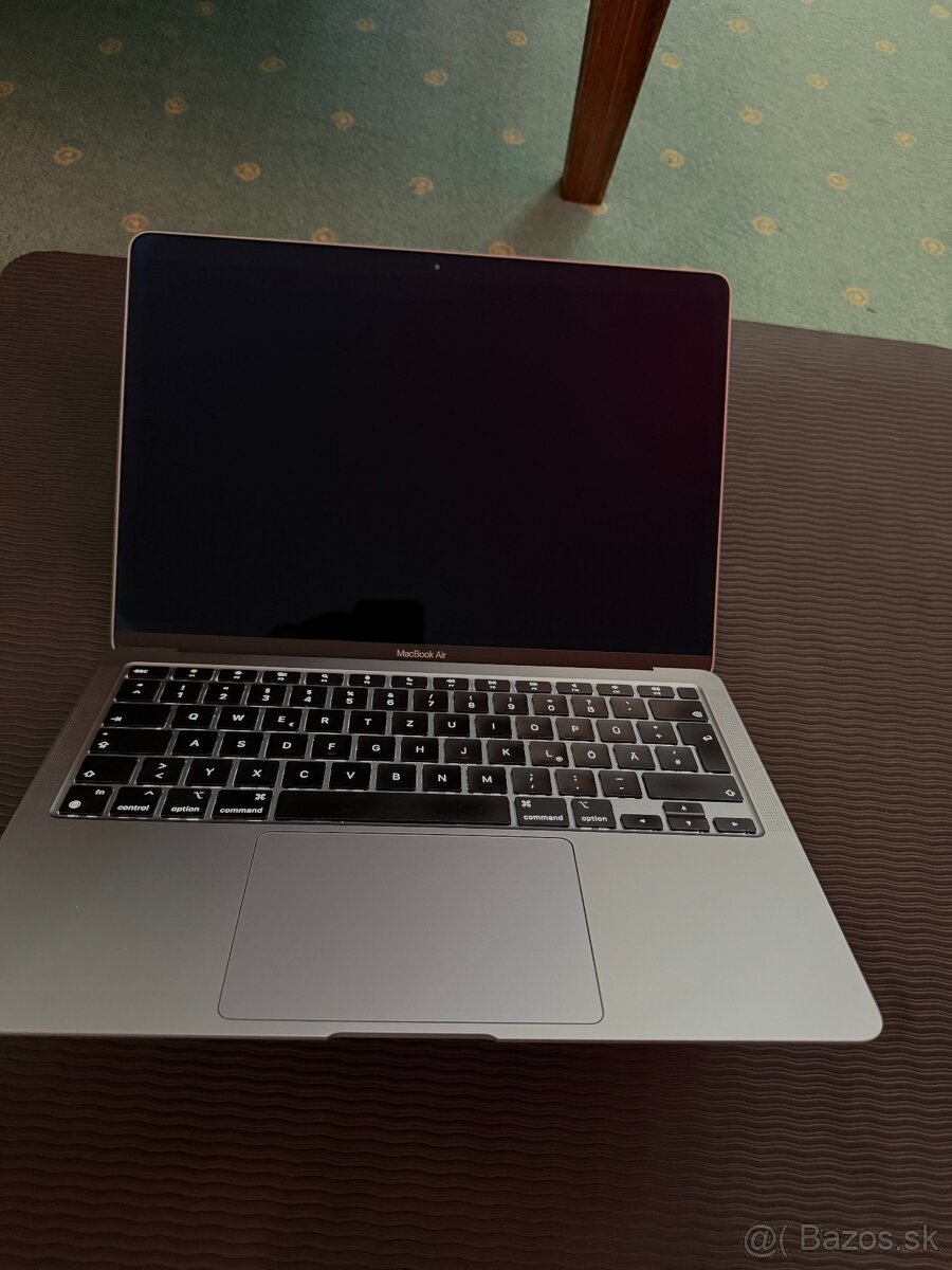 Apple Macbook Air M1 2020 13” 16GB RAM - 4