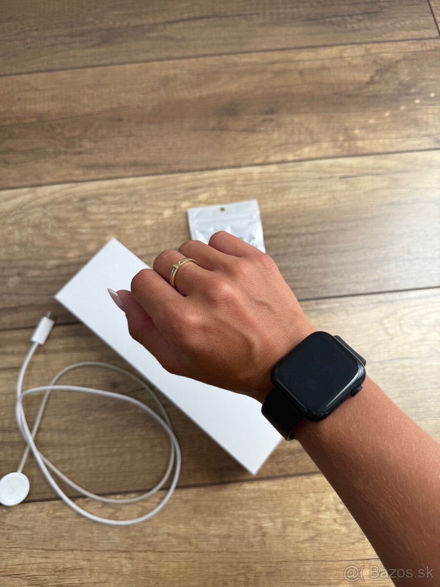 Applle Watch Series 9 45mm - 4