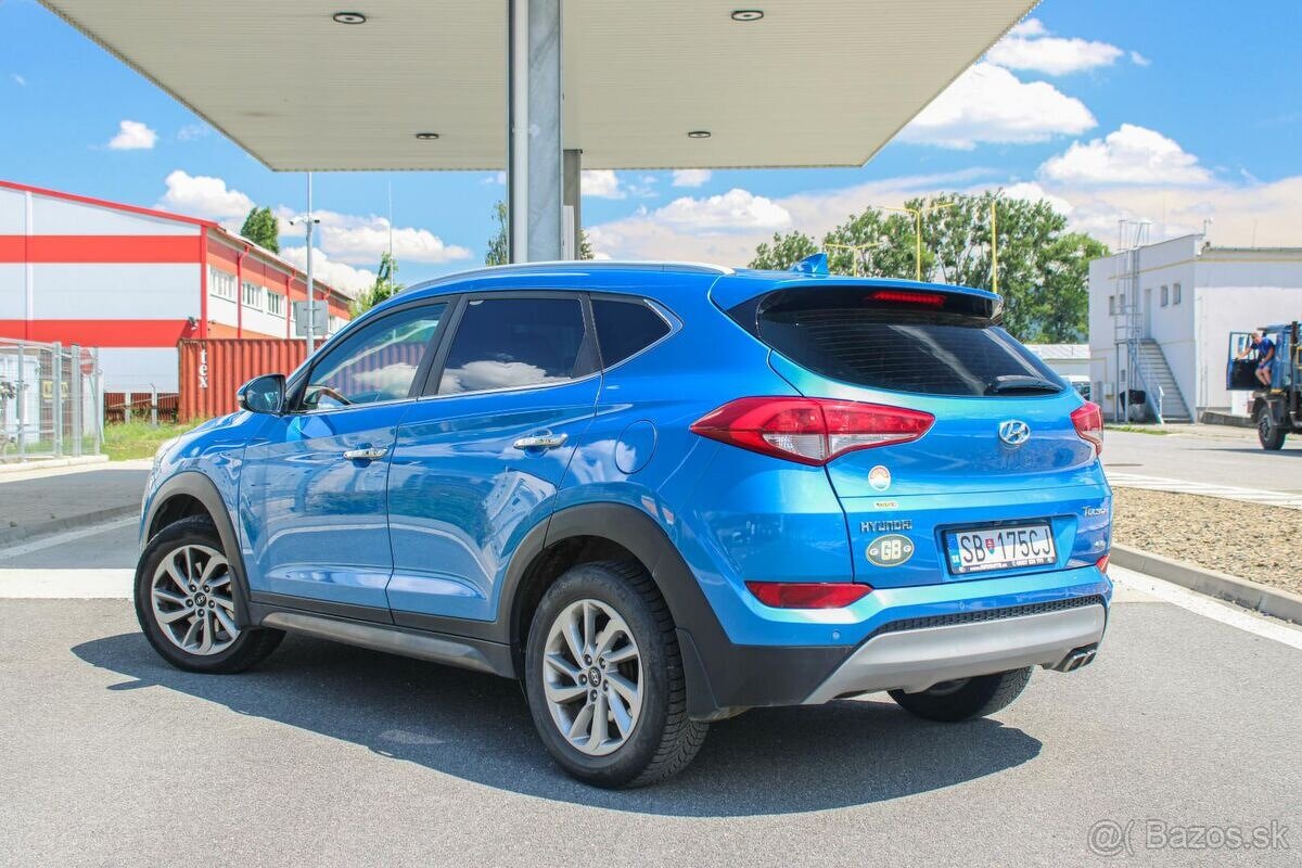 Hyundai Tucson 2.0 CRDi 4x4 M6 Style - 4