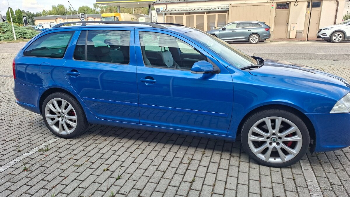 ŠKODA OCTAVIA COMBI 2.0 TDI.VRS - 4