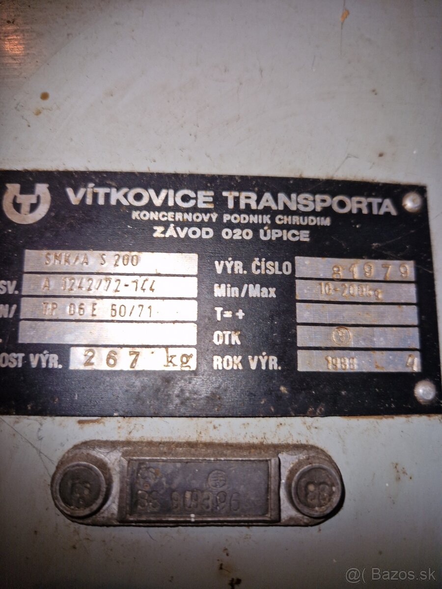 váhy - 4