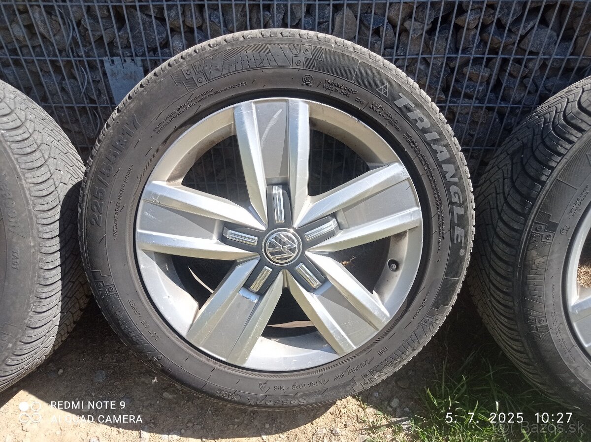 VW Devonport r17 5x120