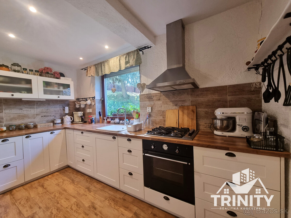 Na predaj 3-izbový rodinný dom v obci Semerovo - 4