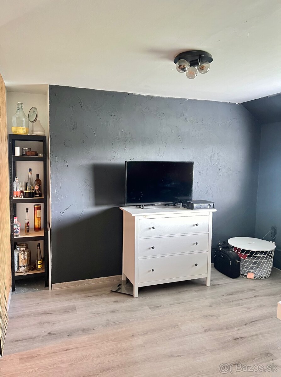 4 izbovy byt / firemný priestor - 4