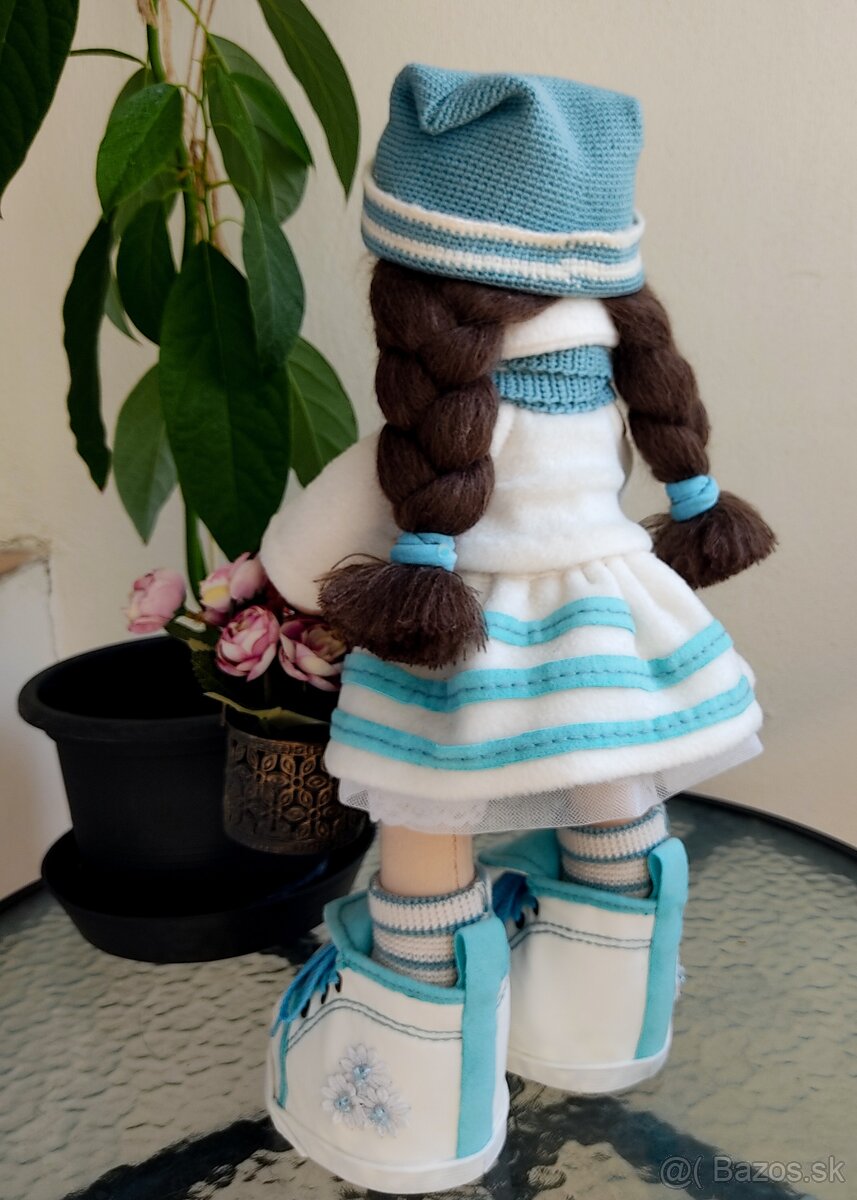 Interiérová textilná bábika so zajačikom - 4