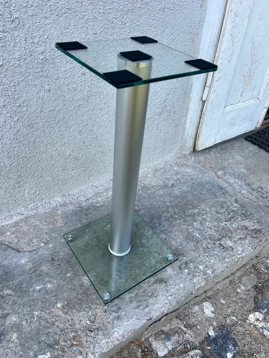 Stojány na reproduktory - 4