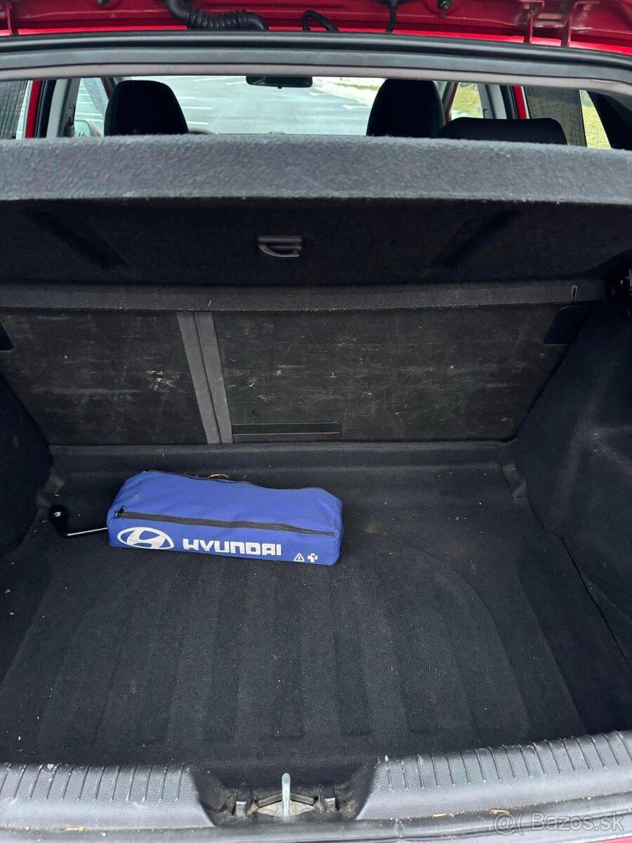 Hyundai i30 Hatchback 1.6 MPI Benzín, 88kW - 4