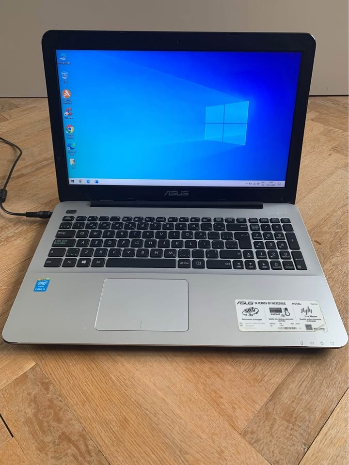 Laptopy na predaj - 4