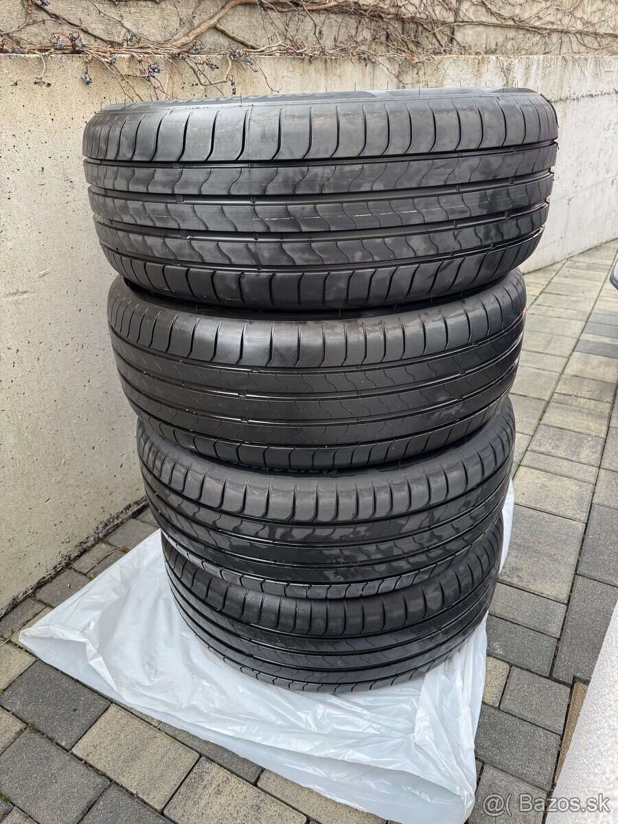 Bridgestone TURANZA 225/50 R19 96V - 4