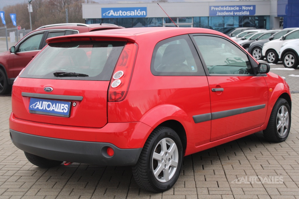 Ford Fiesta 1,3 i 51 kW - 4