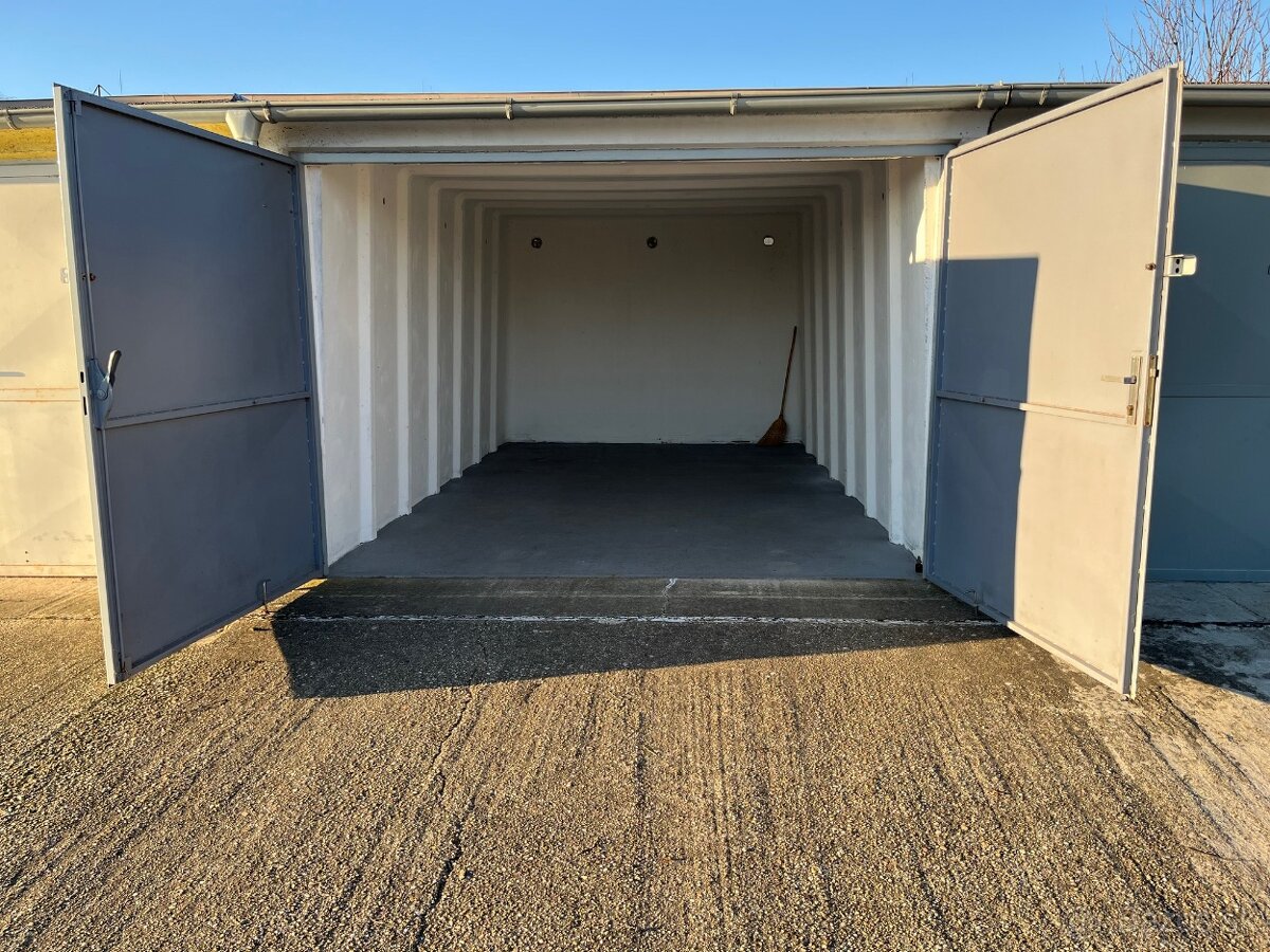 Predám garáž v Sládkovičove - 4