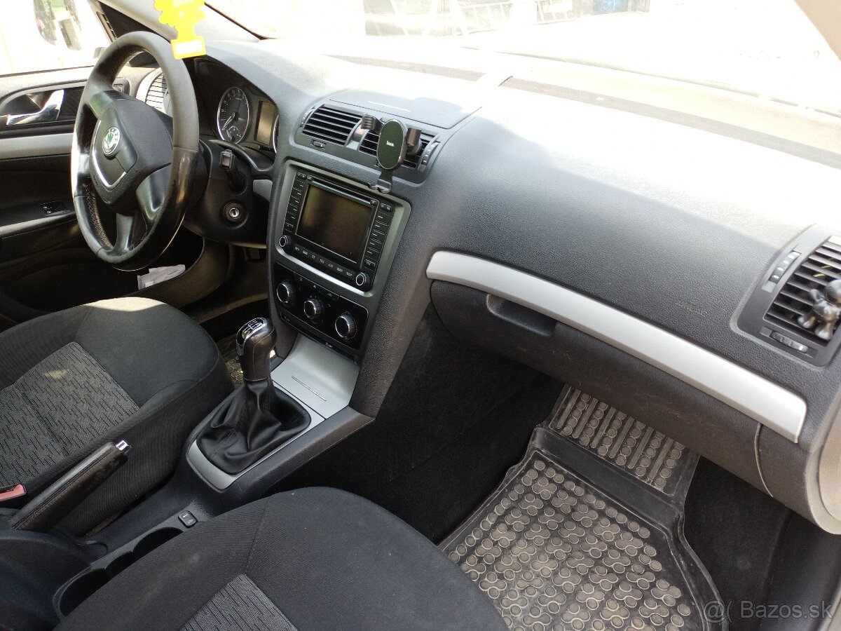 Škoda octavia - 4