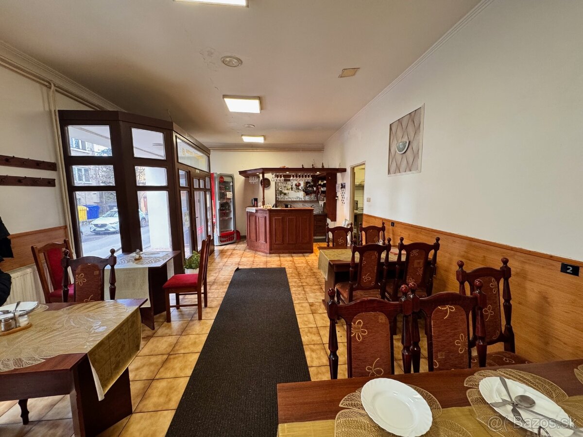 Podnikateľský objekt na prenájom v Lučenci - 4