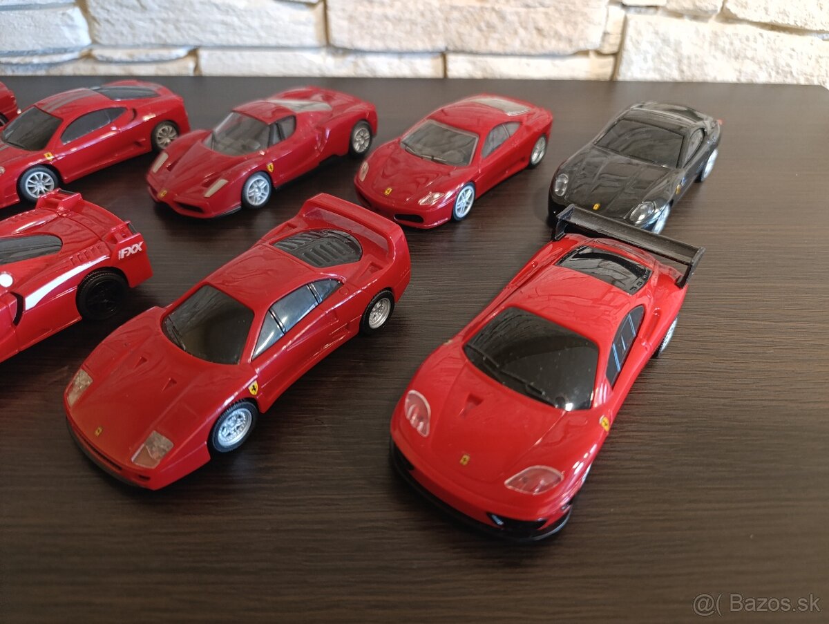 Modely autíčka Ferrari Shell. - 4