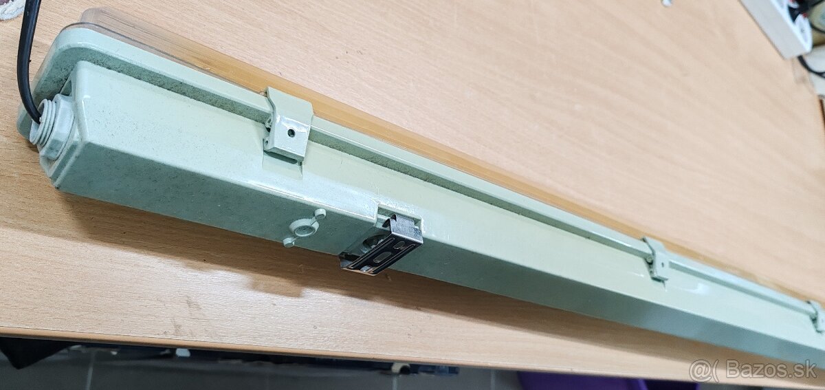 svietidlo pre akvárium - 4