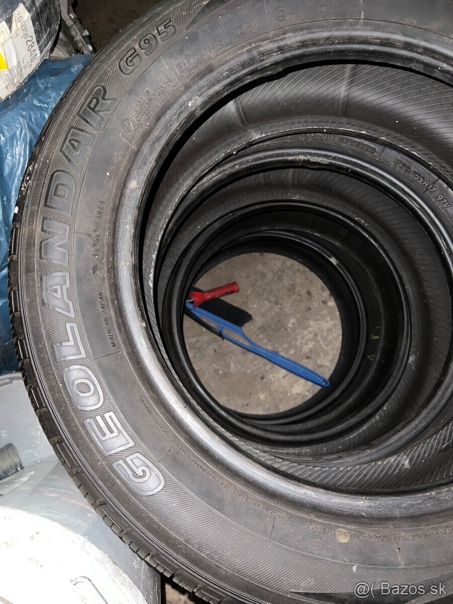Yokohama celoročne 225/55 R17 97V - 4