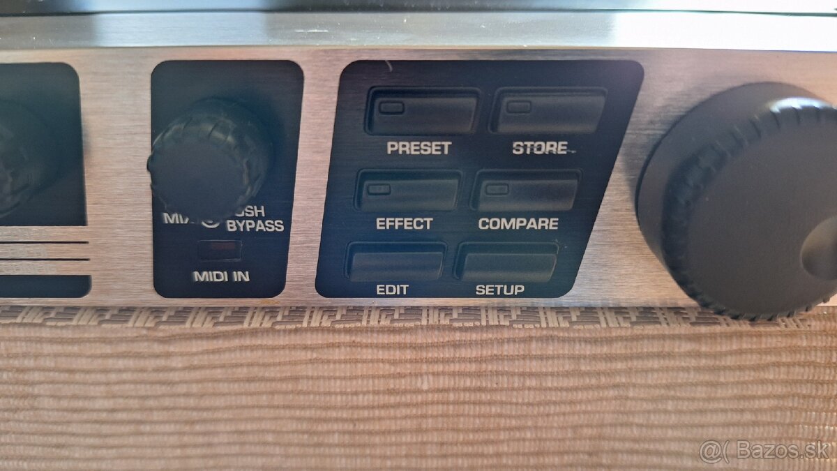 Behringer Virtualizer Pro - 4