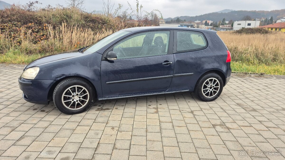 Volkswagen Golf 5 - 4