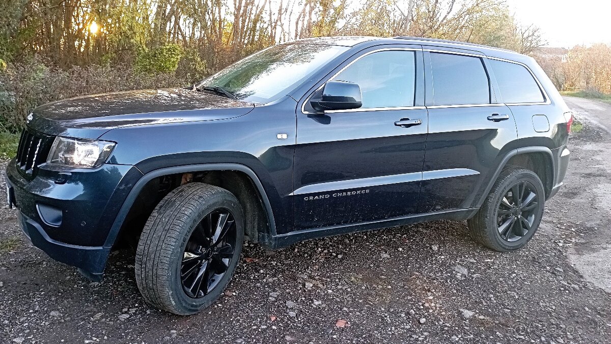 Jeep Grand Cherokee 3.0 - 4