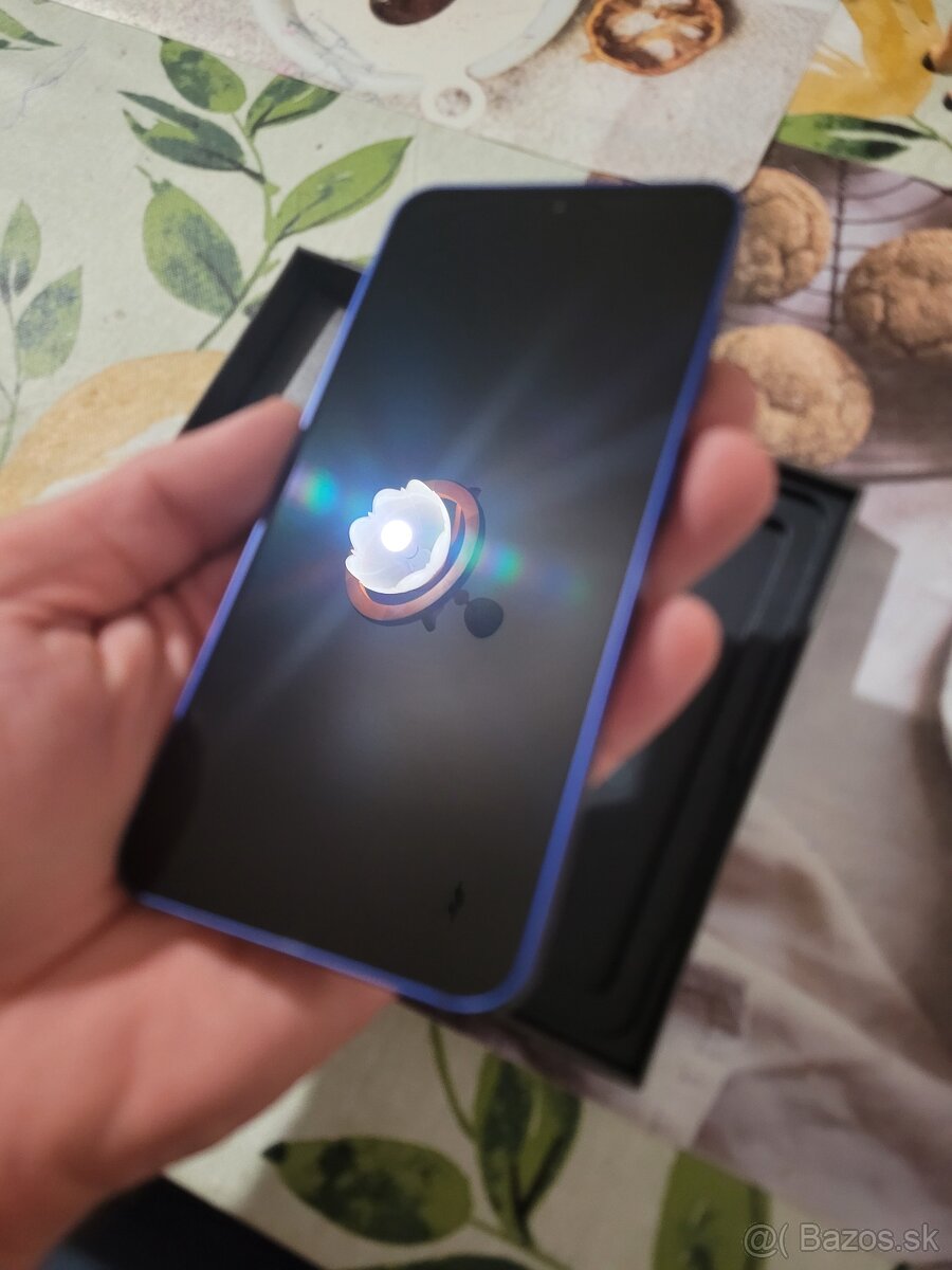 Samsung Galaxy S25 256GB Navy / nový - 4