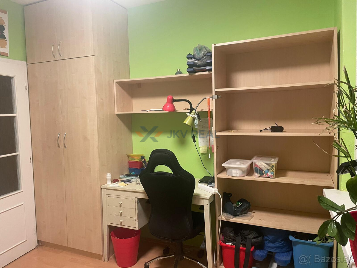 Priestranný 3 izbový byt - 4