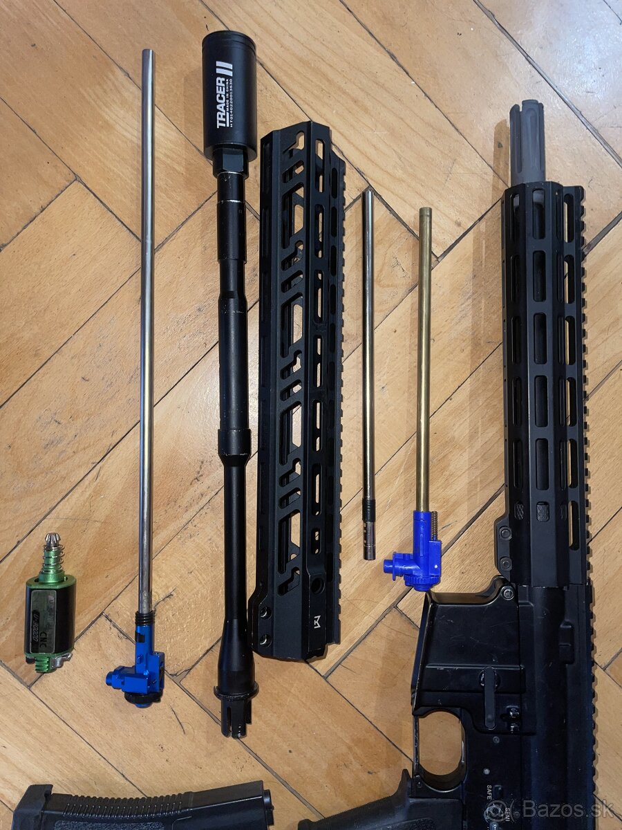 Rozpredaj prebytkov - M4 Telo, SK VZ2007 Maskáč - 4