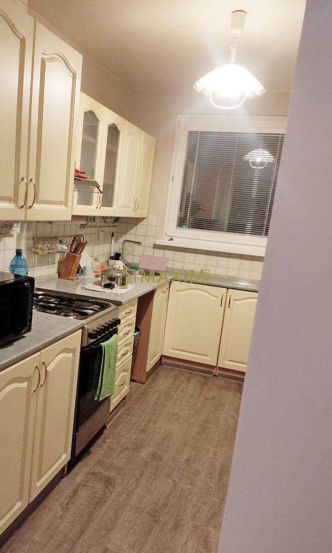 3-izbový byt s lodžiou, 71 m², loggia 4,77 m², L. v. Beethov - 4