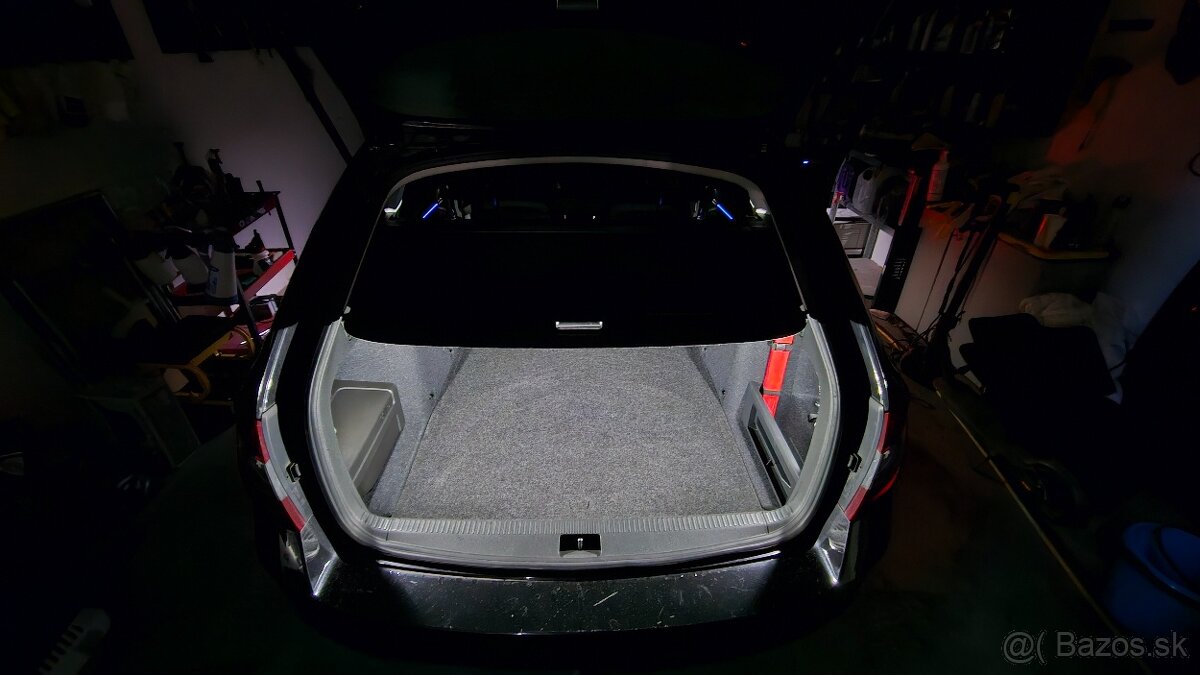 Škoda Octavia 3 a 3 FL / LED moduly na osvetlenie kufra, nôh - 4