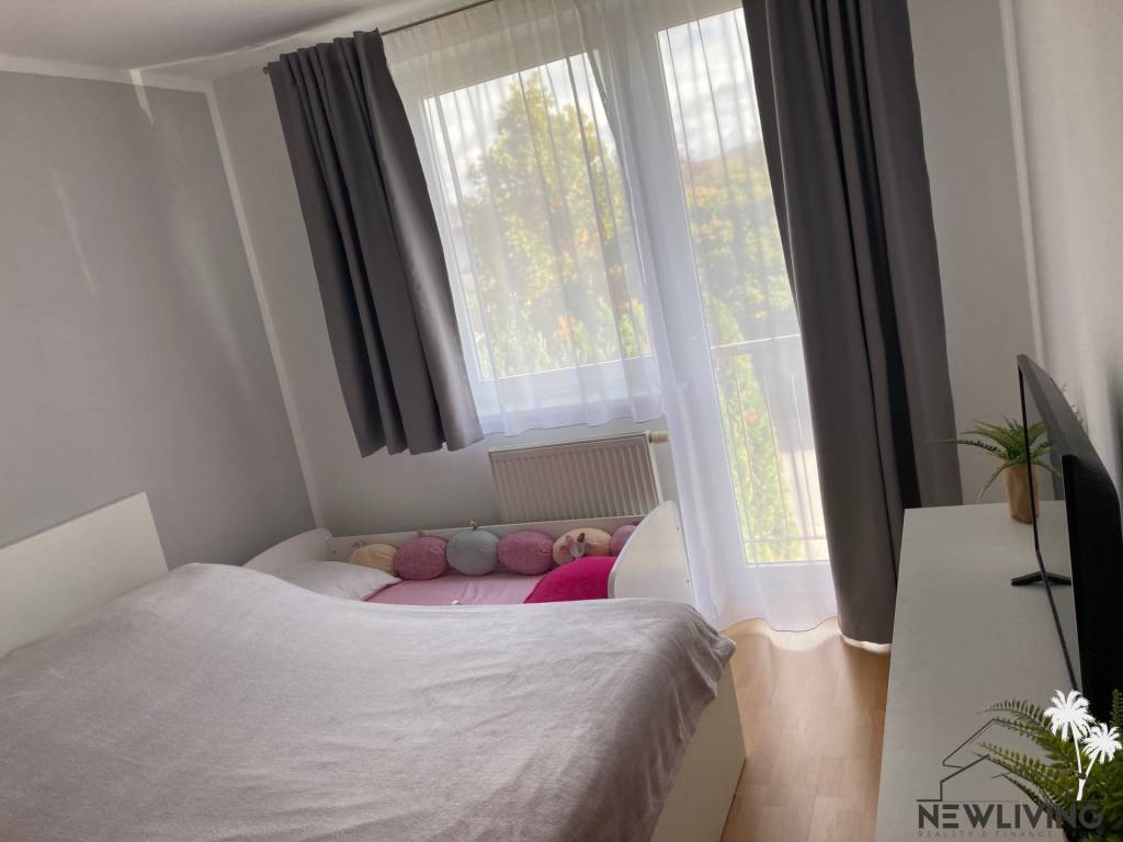 PREDAJ: 4i rodinný dom, Lodenica Piešťany - 4